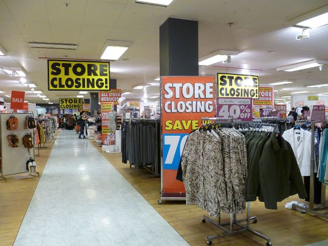 Store CLosing